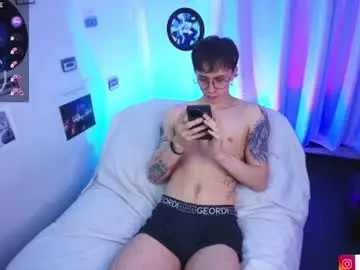 Chaturbate Live Sex Cam of nick_bangover