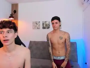 Chaturbate Live Sex Cam of burning_wallen