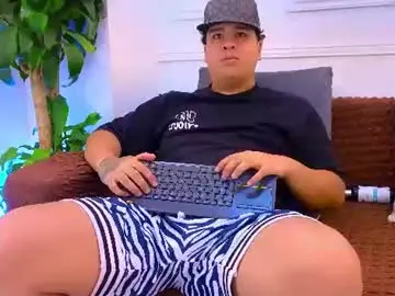Chaturbate Live Sex Cam of bennett_alejoo