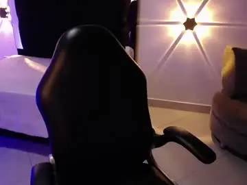 Chaturbate Best live sex cam show of blakzen_