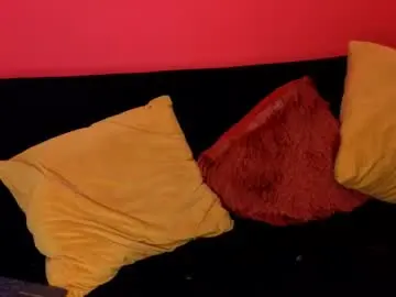 Chaturbate Live Sex Cam of eros_steel