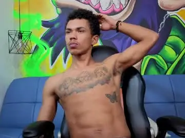 Chaturbate Nude Webcam of daniels6959