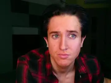 Chaturbate Live Sex Cam of christianlevine_
