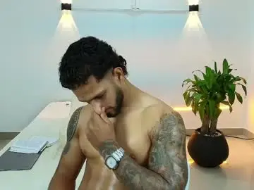 Chaturbate Live Porn of mikethomson01