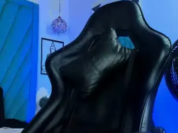 Chaturbate Nude Webcam of adamkeith_1