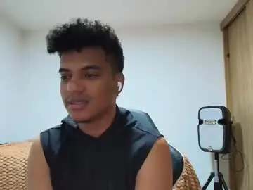 Chaturbate Sex Cam of esteban_lu