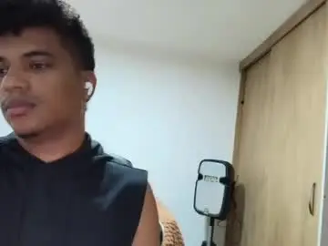 Chaturbate Live Sex of esteban_lu