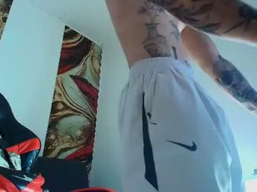 Chaturbate Adult Webcam of luke_davis01