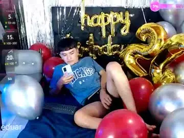 Chaturbate Adult Webcams of benji_hoter