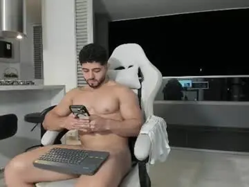 Chaturbate Best live sex cam show of thiago_moretti