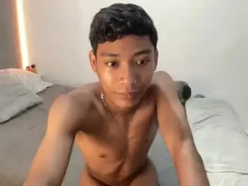 Chaturbate Live Sex of alejo_cute