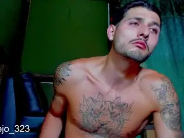 Chaturbate Adult Video Chat of alejo_323__