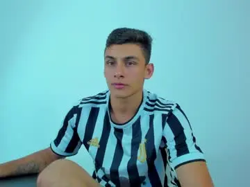 Chaturbate Live Sex of max_wild01
