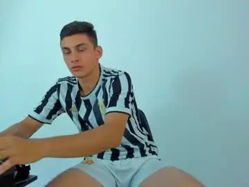 Chaturbate Adult Webcams of max_wild01