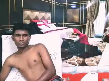 Chaturbate Live Sex Cam of indianthuggin