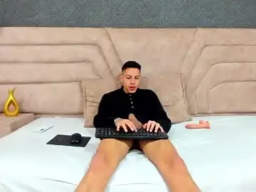 Chaturbate Live Sex of thiagos19