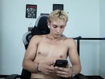 Chaturbate Best live sex cam show of titan_fitness