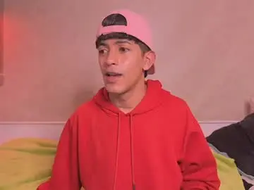 Chaturbate Live Sex Cam of teobuff