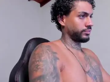 Chaturbate Best live sex cam show of luigi1_