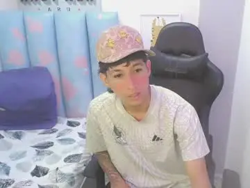 Chaturbate Watch Live Sex Cams of liam_play