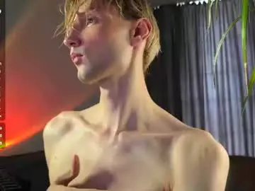 Chaturbate Best live sex cam show of artkita