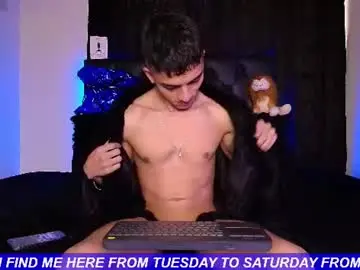 Chaturbate Live Porn of james1lee_
