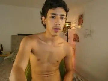 Chaturbate Adult Video Chat of ostin_18hot