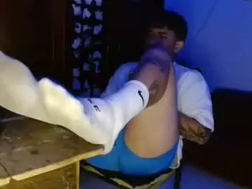 Chaturbate Live Porn of daniel_0127