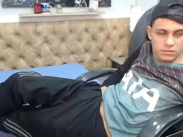 Chaturbate Adult Video Chat of ethanx18