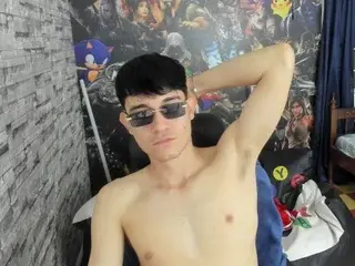 Streamate Free Live Porn of Zarek_Orion