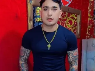 Streamate Nude Webcam of JHOVIPAIN