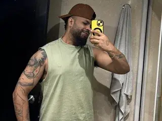 Streamate Watch Live Sex Cams of IM_Harris