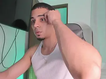 Stripchat Live Porn of Lucca__