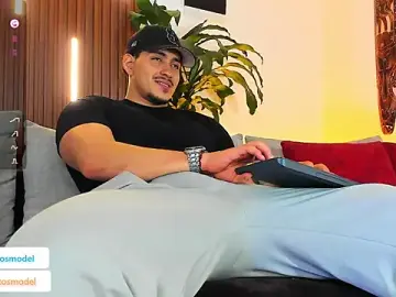 Stripchat Sex Chat of lucasanto_