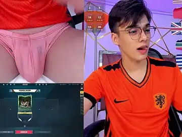 Stripchat Best live sex cam show of Gerony_