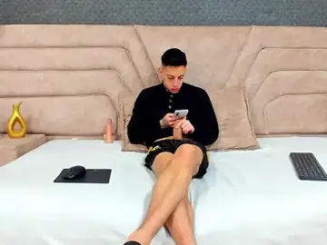 Stripchat Adult Webcam of thiago19s