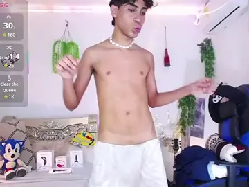 Stripchat Free Porn Cam of huge_armound