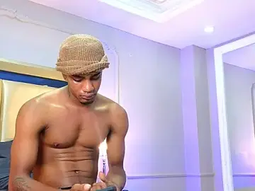 Stripchat Best Webcam of AaronCruz_