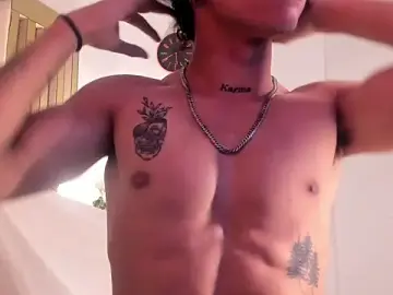 Stripchat Best Webcam of AkazaBoy_
