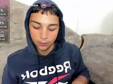 Stripchat Best live sex cam show of Seductivo_jr