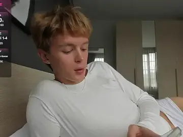 Stripchat Sex Cam of angelAndyy