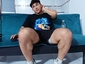 Stripchat Free Live Porn of jacques_cardiet