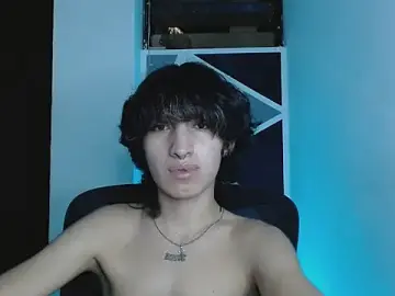 Stripchat Best Webcam of littlextreme