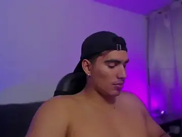 Stripchat Free Live Porn of JamesGraay