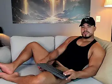 Stripchat Best Webcam of ApoloMakris