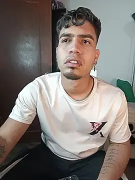 Stripchat Live Sex of jaden_98_